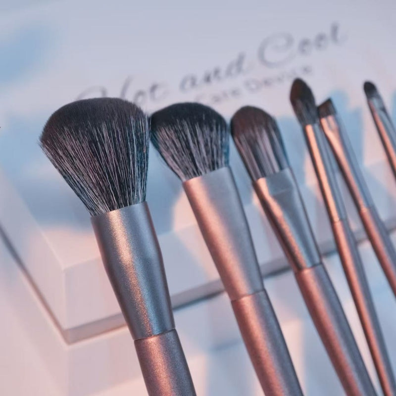 8-Piece Makeup Brush Set with Travel Bag - Complete Beauty Toolkit